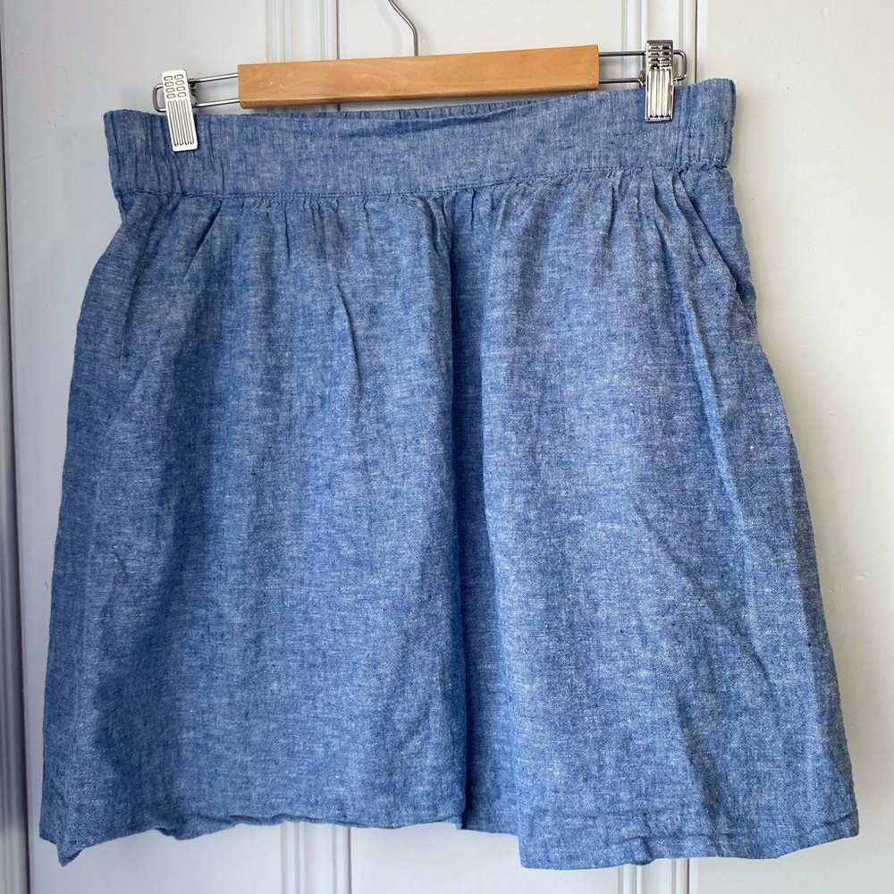 LOFT: Blue Chambray Skirt with pockets Sz. S
